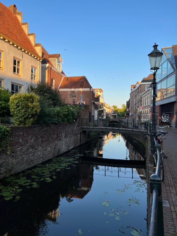 Canal Apartment At Historic Citycenter Amersfoort Exterior photo